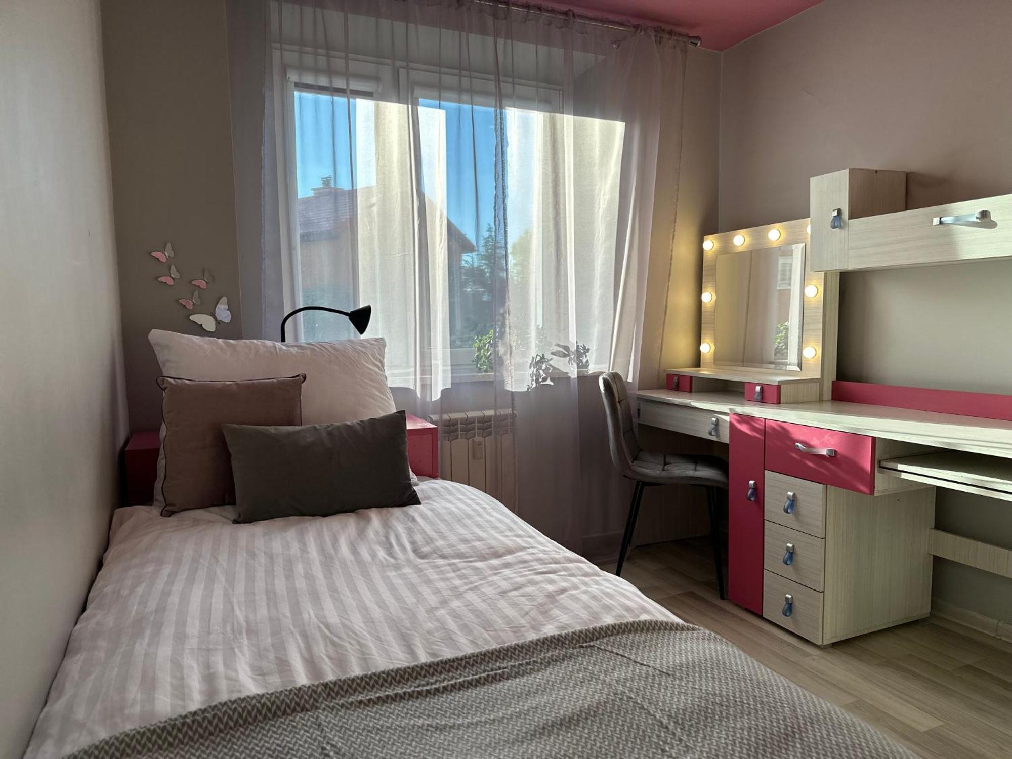פז'מיסל Large, Luxury Condo With Sauna מראה חיצוני תמונה